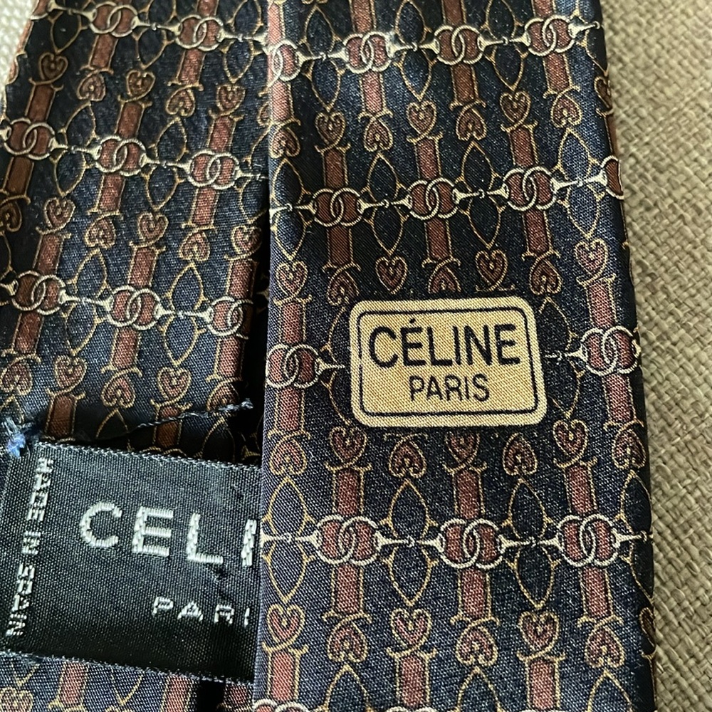 Celine | Vintage Chain Print Interlocking Multicolored Silk Tie - Picture 5 of 16